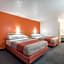 Travelodge by Wyndham Lansing
