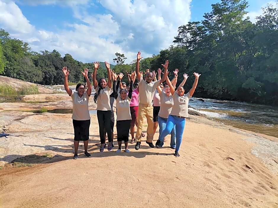 Lions Rock Rapids - Lodge