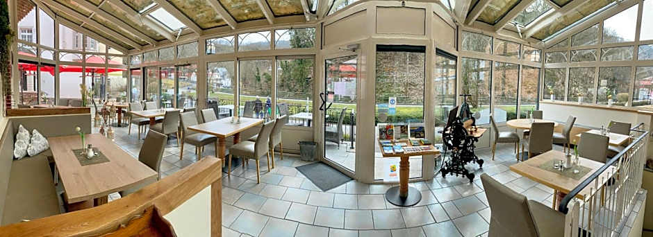 Haus Hohenzollern & Haus 'Ambiente