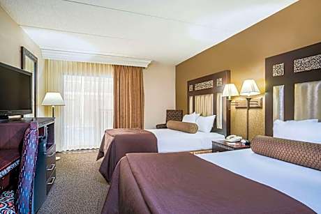 Double Room with Two Double Beds and Pool View - Non-Smoking