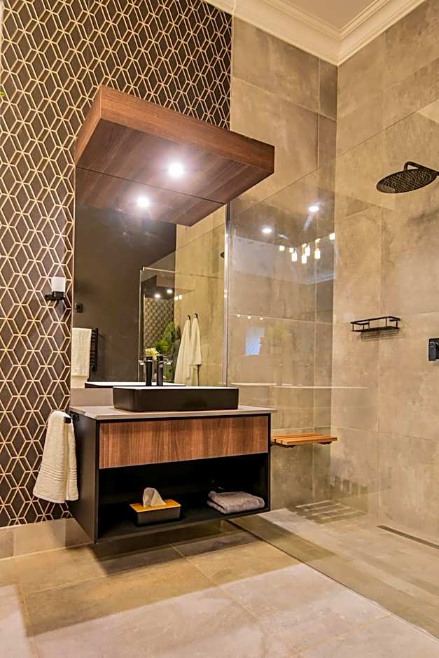 Summer PALACE Guesthouse