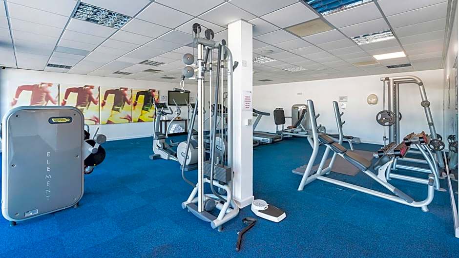 Holiday Inn Express Leigh - Sports Village By IHG