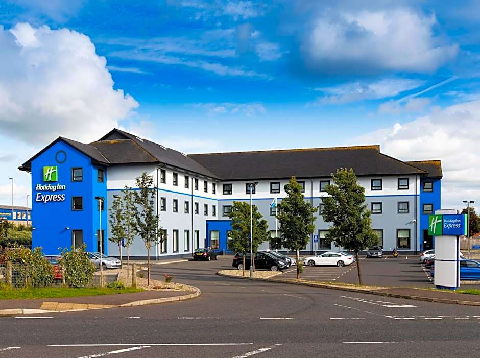 Photo 1 of 50 of Holiday Inn Express Antrim by IHG