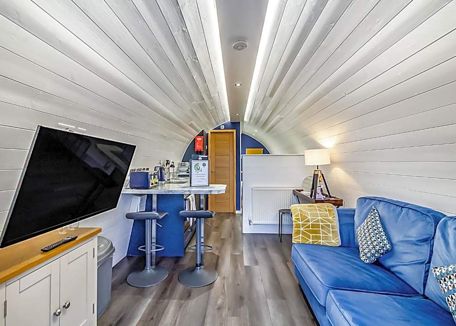 Peacock Lake Glamping