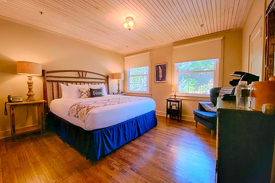 Historic Tapoco Lodge Resort