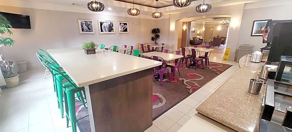 Kemah Edgewater Hotel, SureStay Collection by Best Western