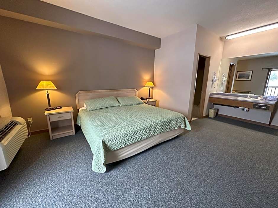Photo 1 of 4 of 1 King Bed