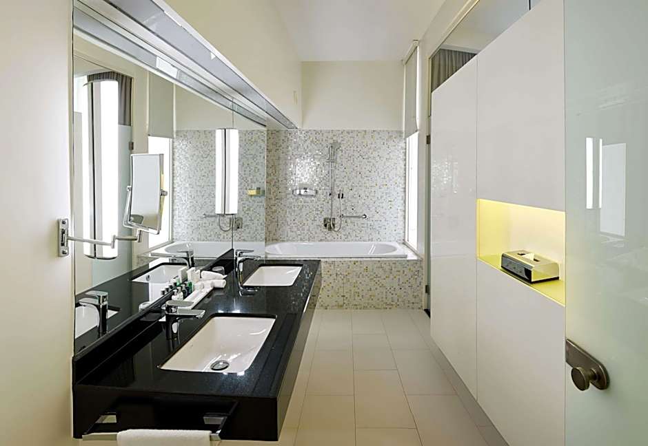 Radisson Blu Hotel & Convention Centre Kigali