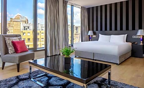 Queen Family Deluxe Room