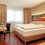 Sunday Hotel Stuttgart Herrenberg