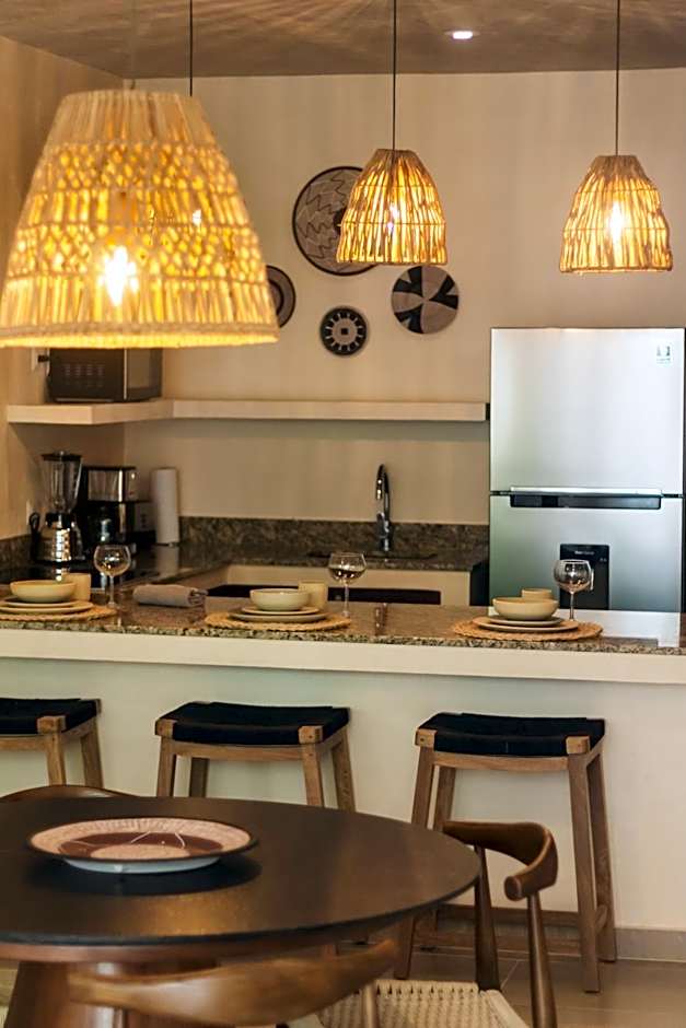 Stylish 2BR Apt Private Pool, Terrace, Fast WiFi Tulum A102