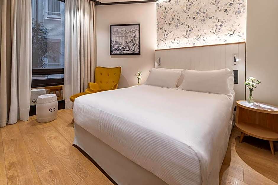 H10 Puerta de Alcala