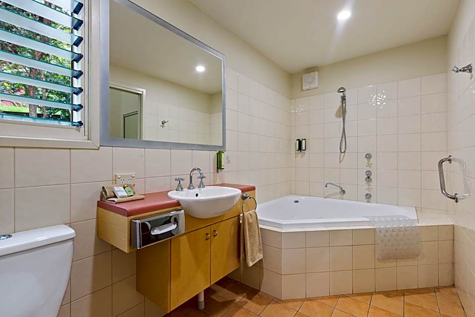 Tathra Beach House Holiday Apartments