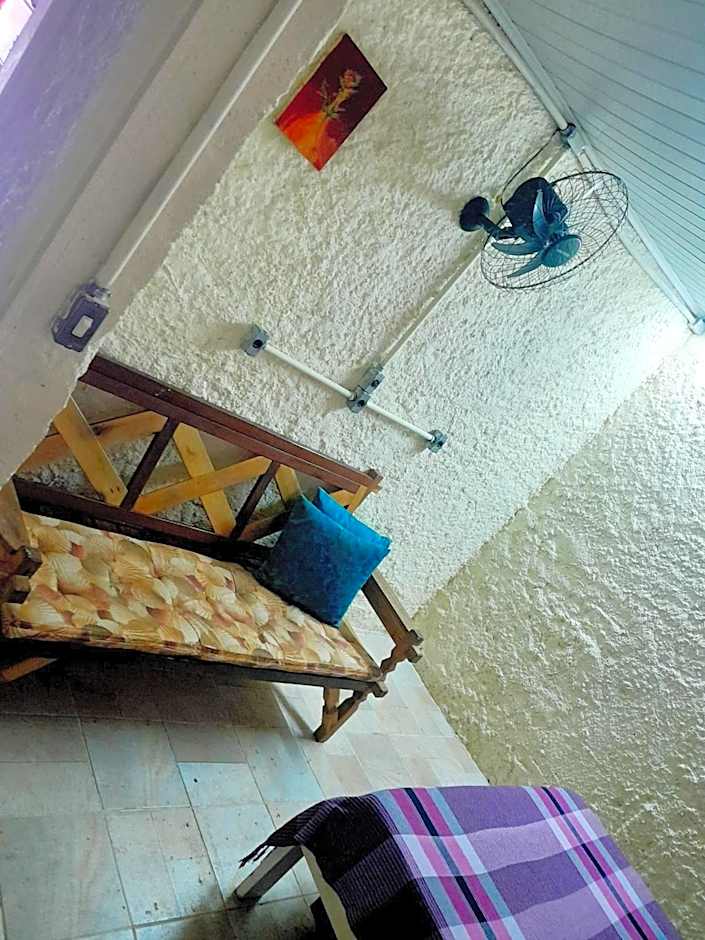 Hostel Canto da Praia São Sebastião - próximo ao enrocamento Caraguatatuba