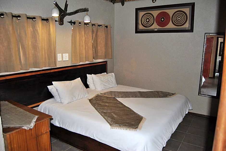 Mabalingwe Elephant Lodge