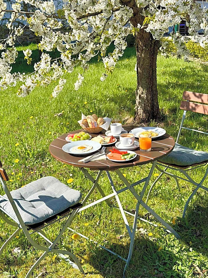 Hotelový a jezdecký areál Dvůr Krutěnice