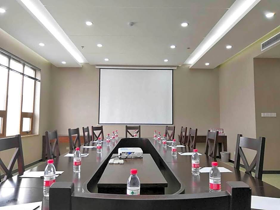 Lavande Hotel Rizhao East Haiqu Road RT-Mart