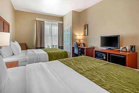 Queen Room with Two Queen Beds - Non-Smoking