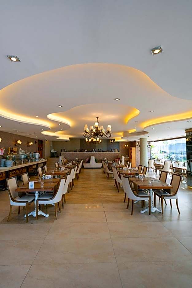 Motali Life Hotel