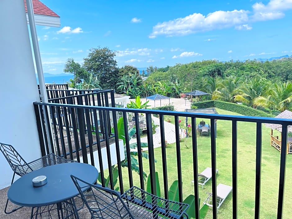 White Seaview Residence