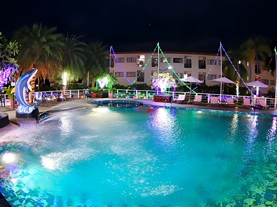 Arthitaya Green Nature Hotel & Lakkhana Poolside Resort