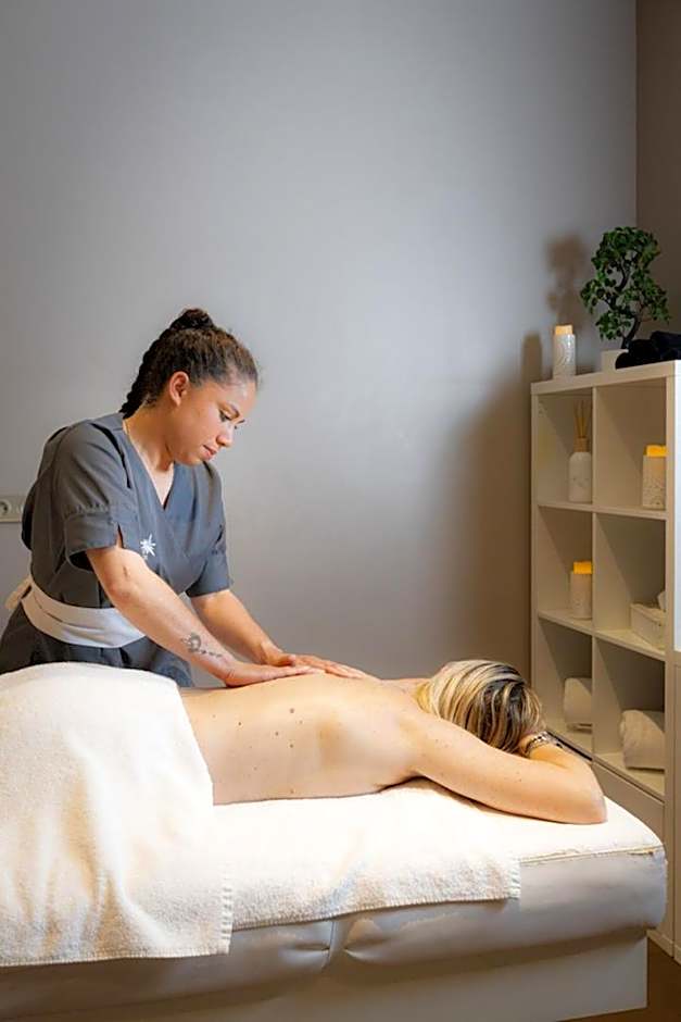 Royal Ours Blanc Boutique Hotel & Spa