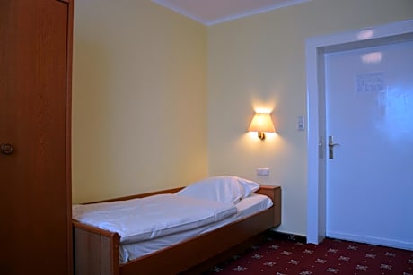 Budget Twin Room