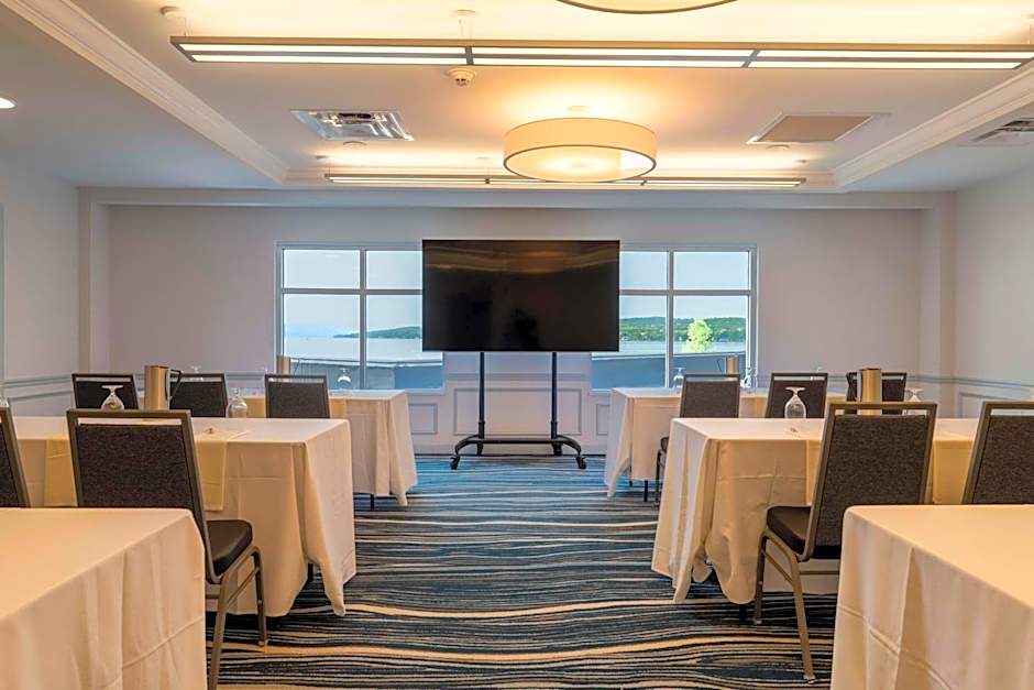 Hotel Canandaigua, Tapestry Collection by Hilton