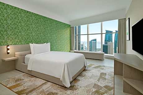 Larger Two Bedroom Apartment, 1 King, 1 Queen, Beach Access