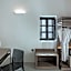 Sun Rocks Boutique Hotel - Caldera View Suites & Sunset Dining Experience