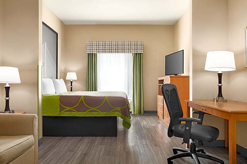 Super 8 by Wyndham Savannah