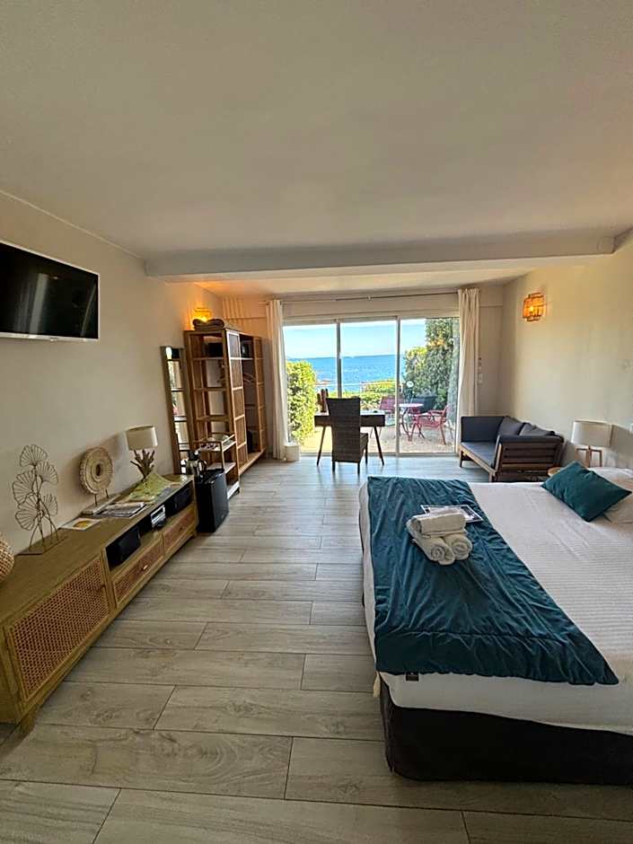 "Cap Riviera" Hotel & Restaurant Saint Aygulf