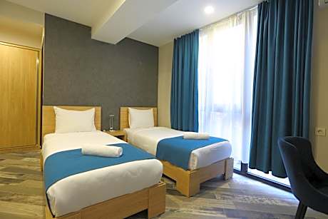 Twin Room with Balcony