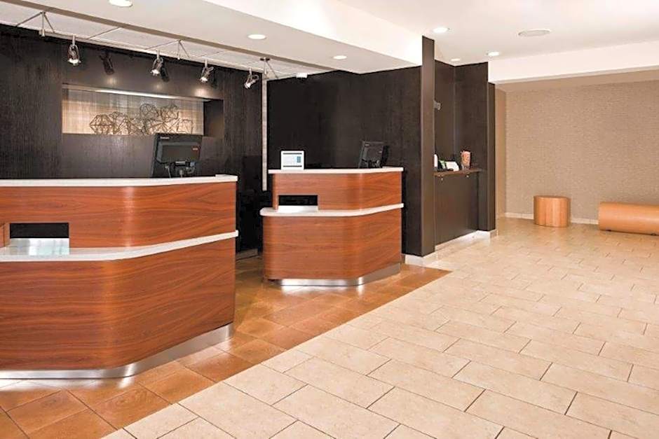 Courtyard by Marriott Charlotte Ballantyne