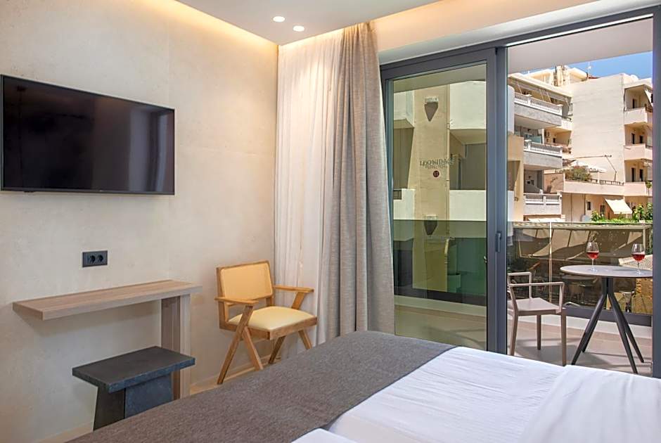 Leonidas Hotel & Apartments