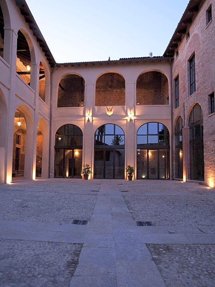 Relais Palazzo Paleologi Sec.XIV