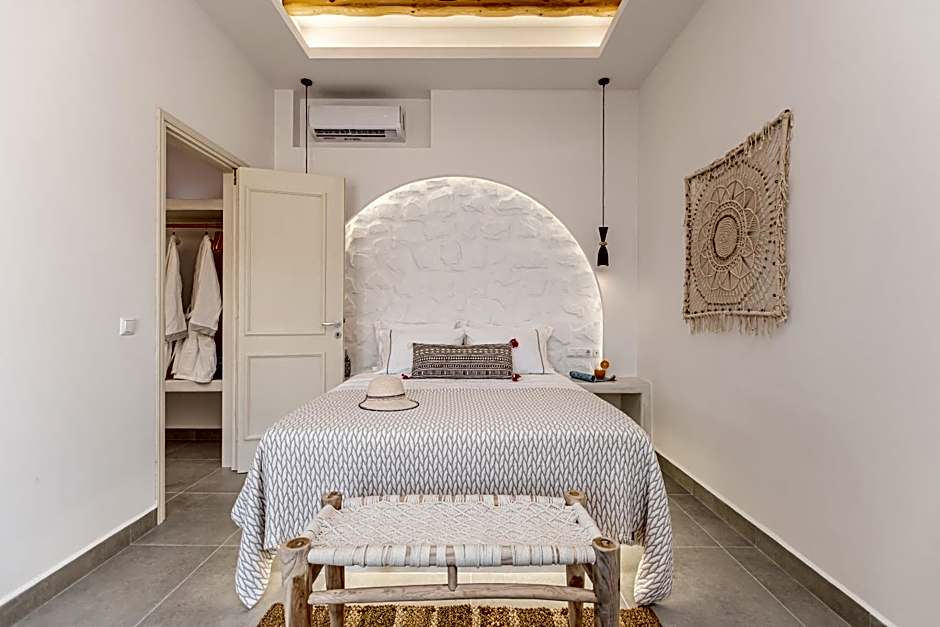 Porto Dema Luxury Suites