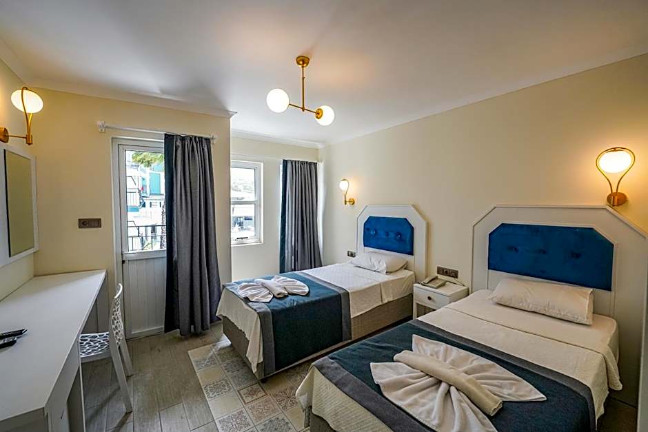 Blue Pearl Hotel