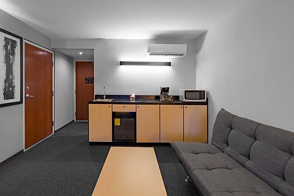 City Express Plus by Marriott Guadalajara Expo