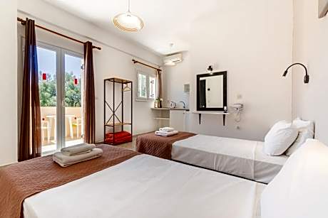 Twin or Double Room with Balcony - Annexe Building