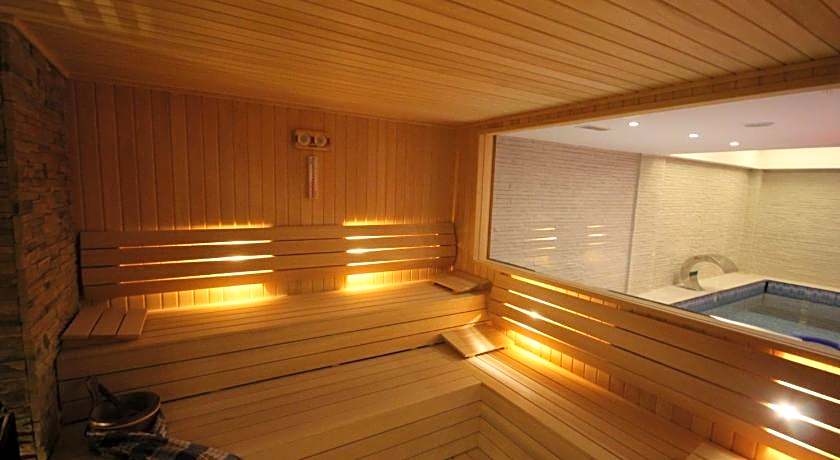 Grand Washington Hotel