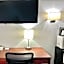 Travelodge by Wyndham Lincoln South