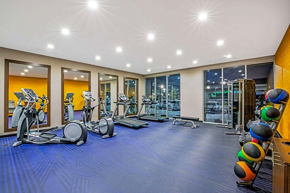 La Quinta Inn & Suites by Wyndham Waco Downtown - Baylor