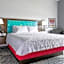 Hampton Inn By Hilton & Suites Pittsburgh New Stanton PA