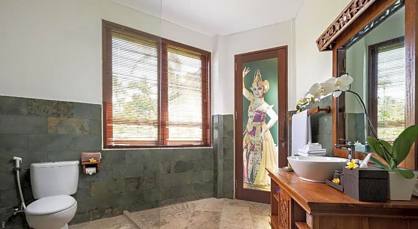 Swan Paradise A Pramana Experience