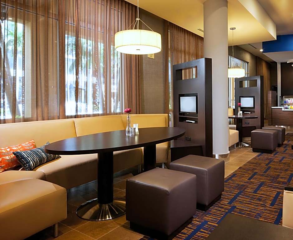 Courtyard by Marriott Miami Dadeland