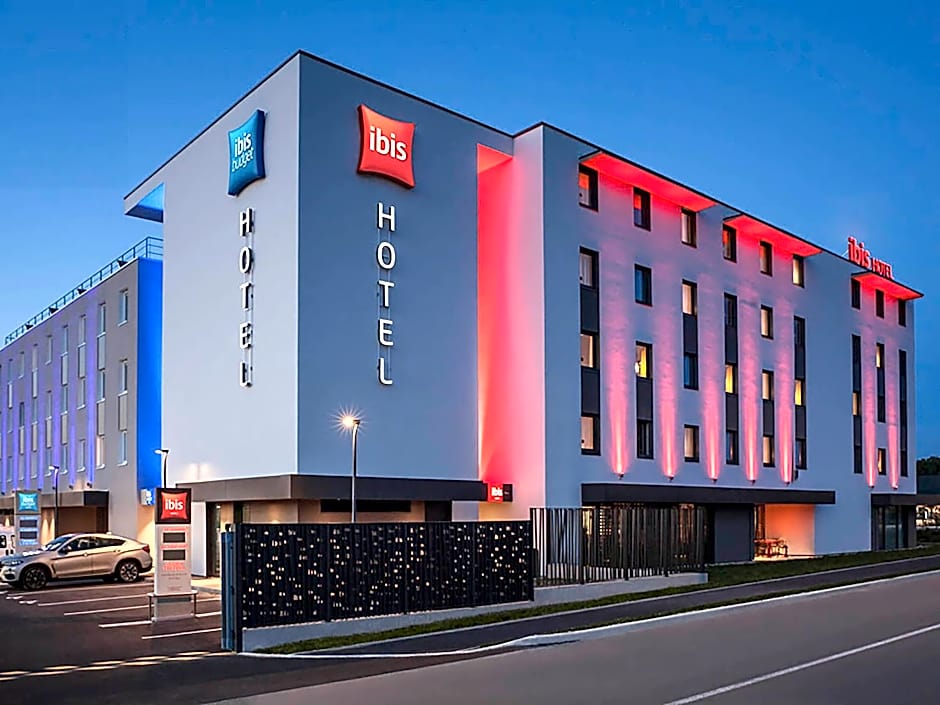 ibis Sens