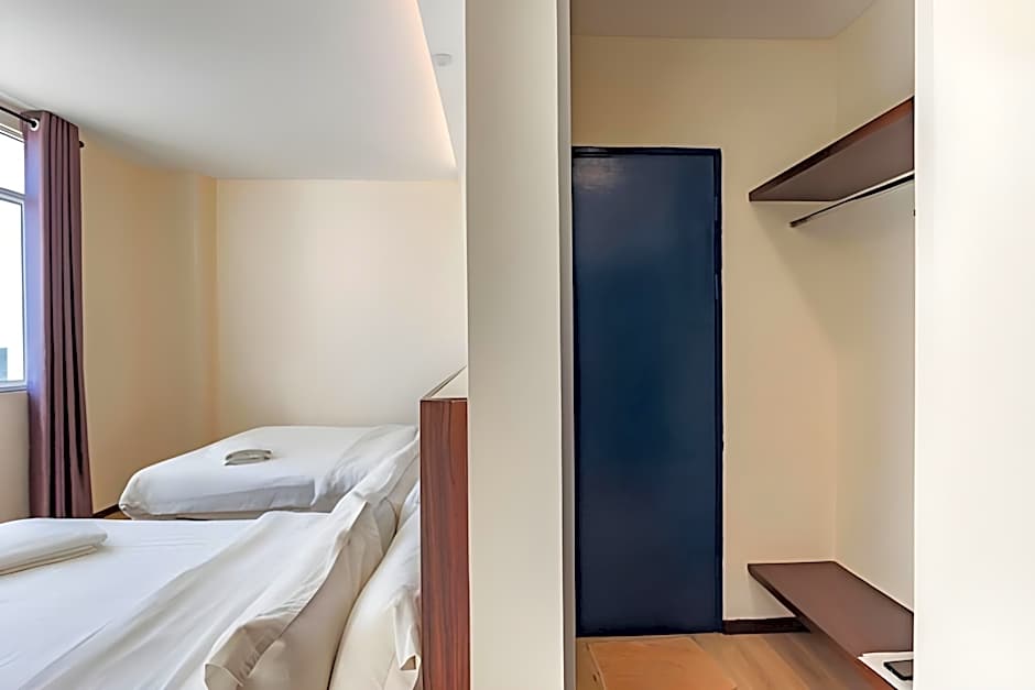 Emart Hotel (Riam) Sdn Bhd