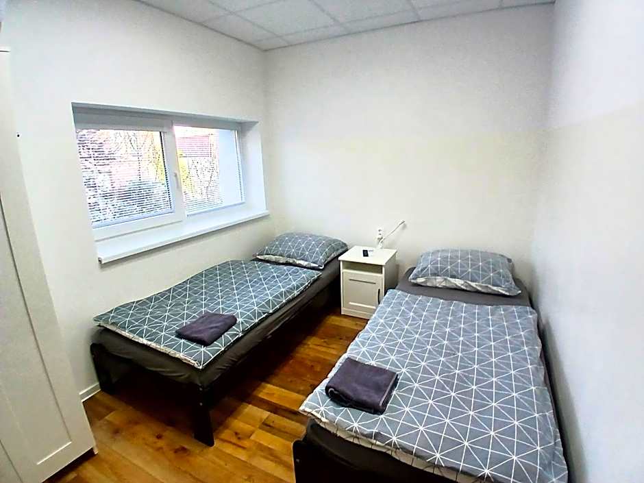 Dimael Hostel & Apartments