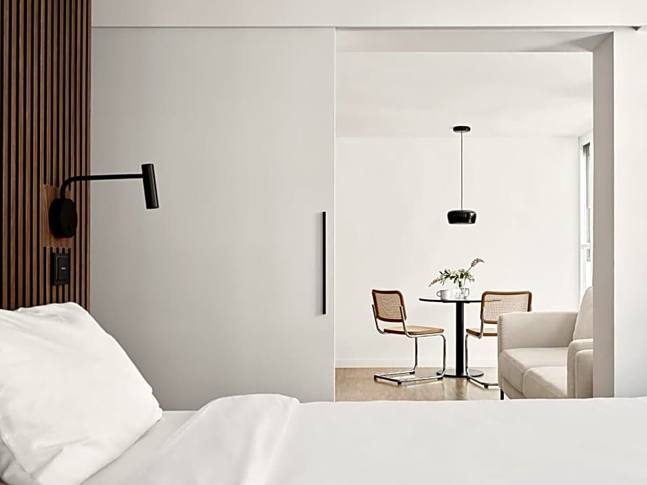 Bob W Munich Schwabing